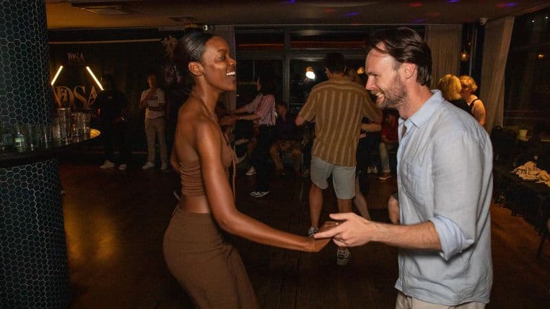 Adult beginner dance class in Dublin